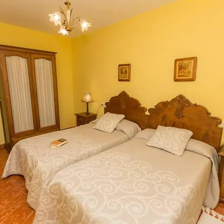 Apartamentos Rurales El Cristo *
